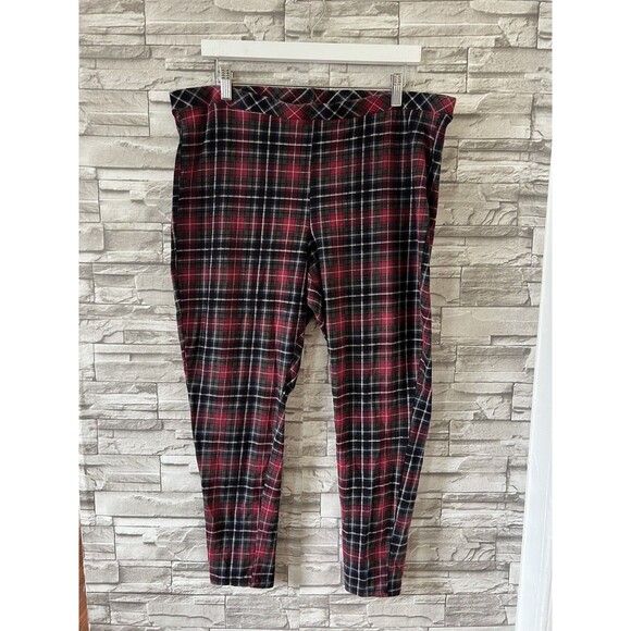 Torrid Red Plaid Pixie Skinny Studio Luxe Ponte High Rise Pants 3 PLUS - Picture 1 of 8